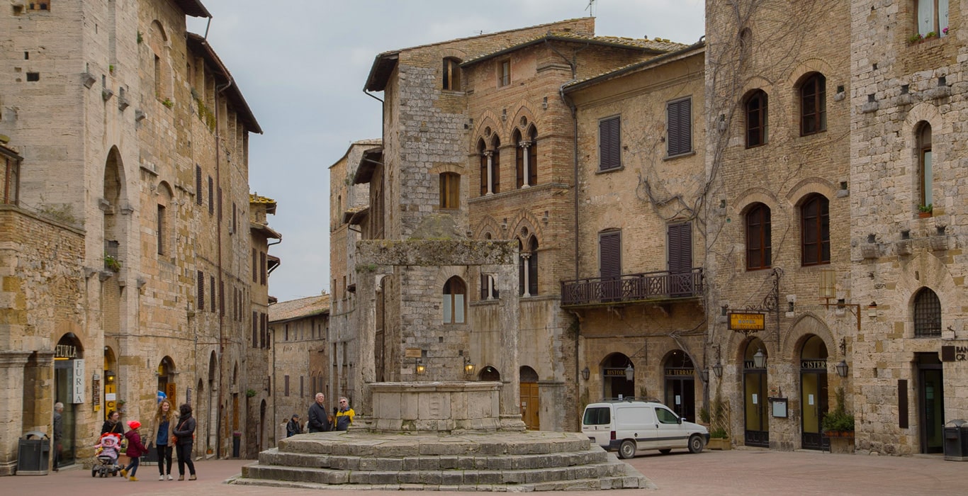 San Gimignano & Volterra Tour